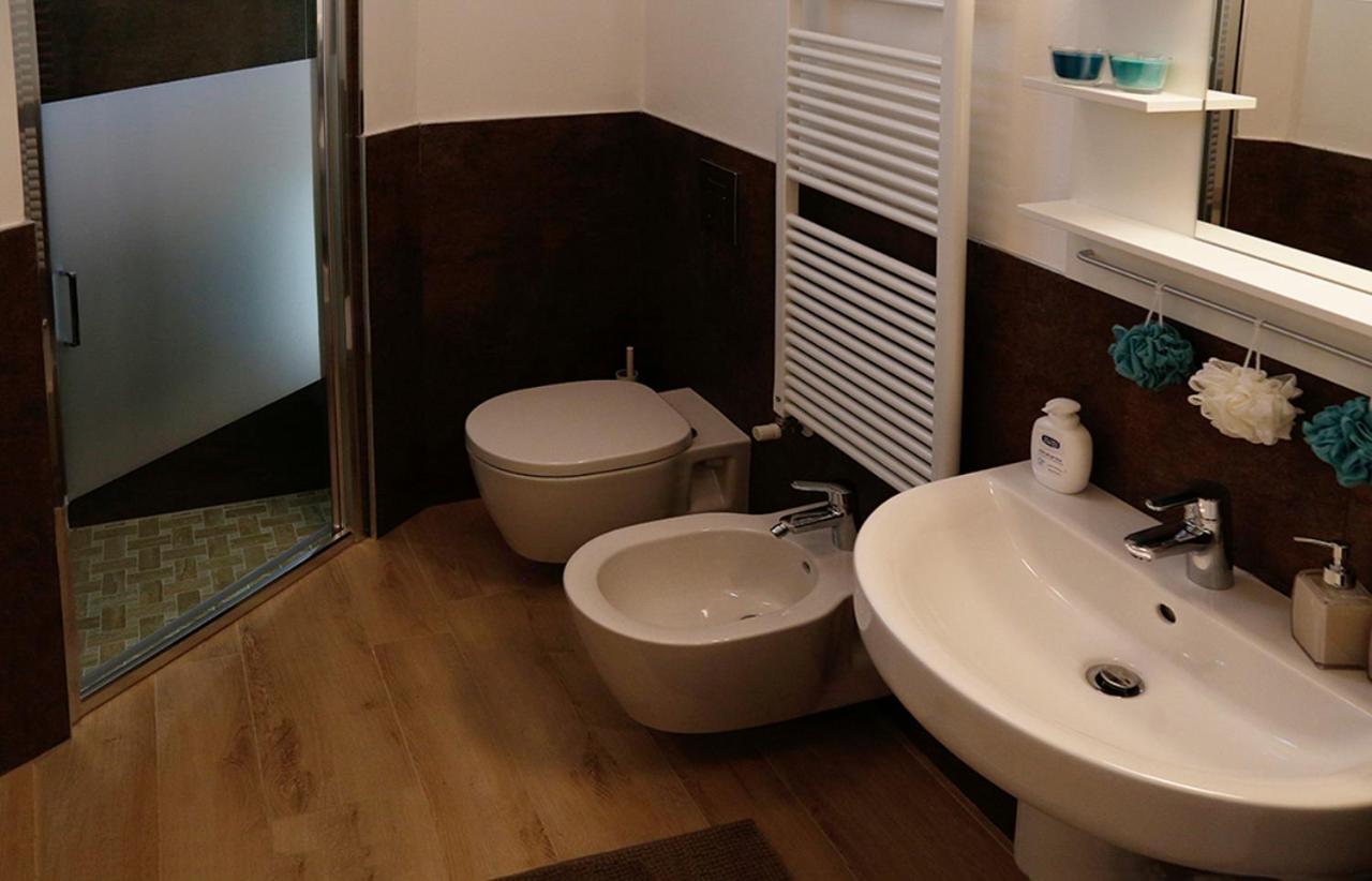 C.A.V. B&B Curiel20 San Donato Milanese Exterior photo